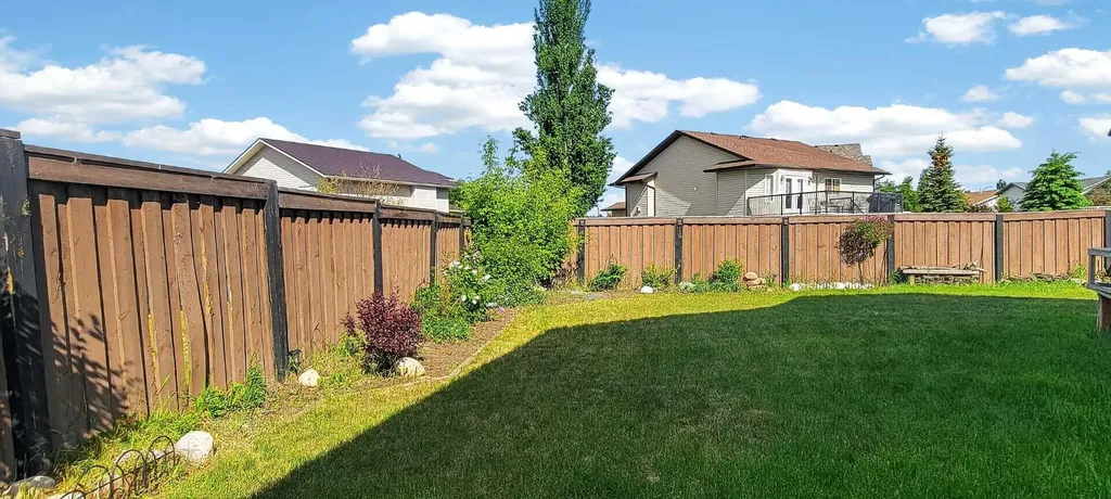 9827 67 Avenue Grande Prairie AB T8W 2T3