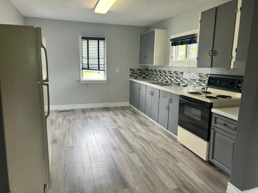 1240 Newcastle Trail Drumheller AB T0J 0Y2