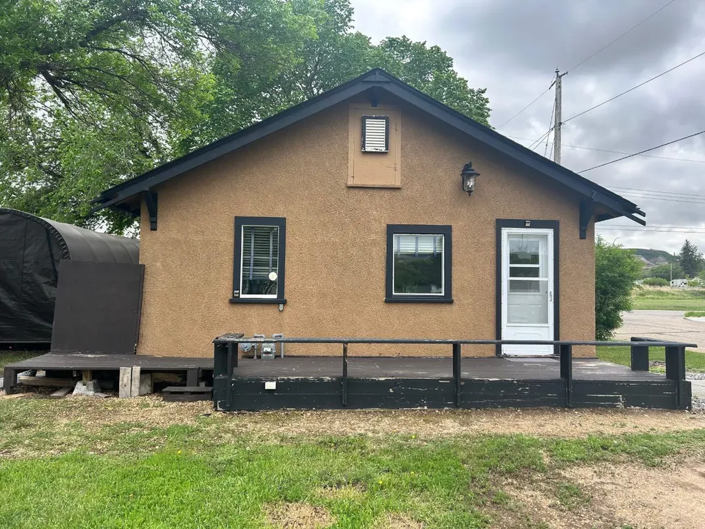 1240 Newcastle Trail Drumheller AB T0J 0Y2