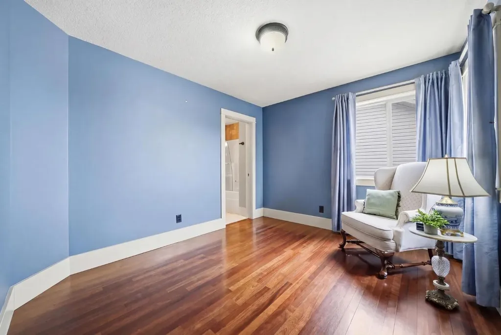 2593 Coopers Circle SW Airdrie AB T4B 3K2