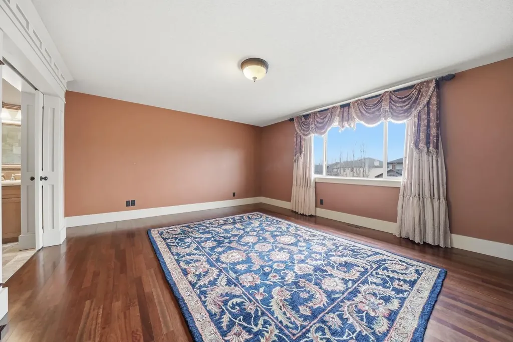 2593 Coopers Circle SW Airdrie AB T4B 3K2