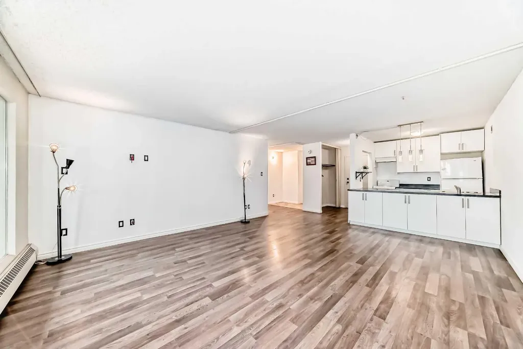 221 6 Avenue SE Calgary AB T2G 4Z9