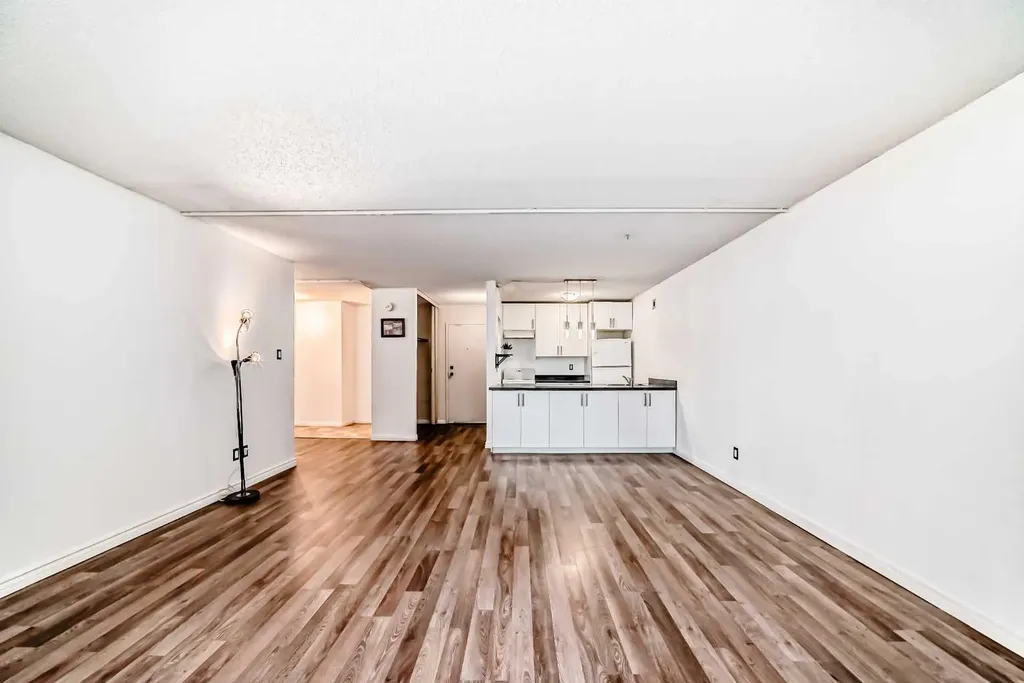 221 6 Avenue SE Calgary AB T2G 4Z9