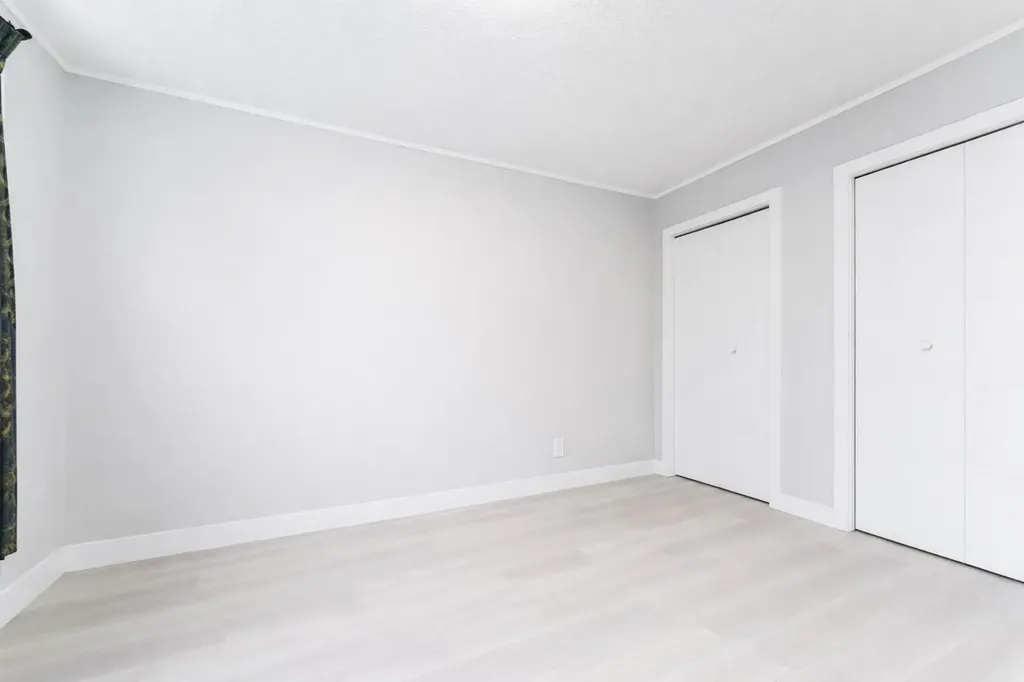 6420 26 Avenue NE Calgary AB T1Y 3V1