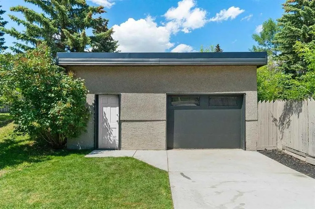 6420 26 Avenue NE Calgary AB T1Y 3V1