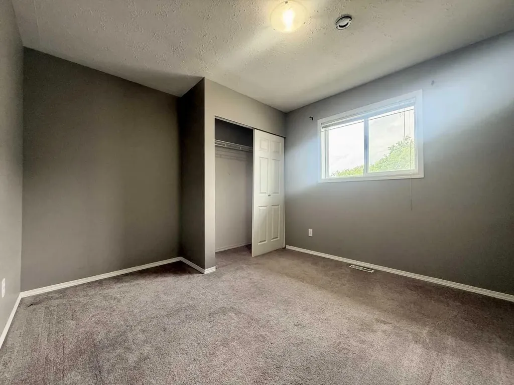 528 16 Street Wainwright AB T9W 1J7