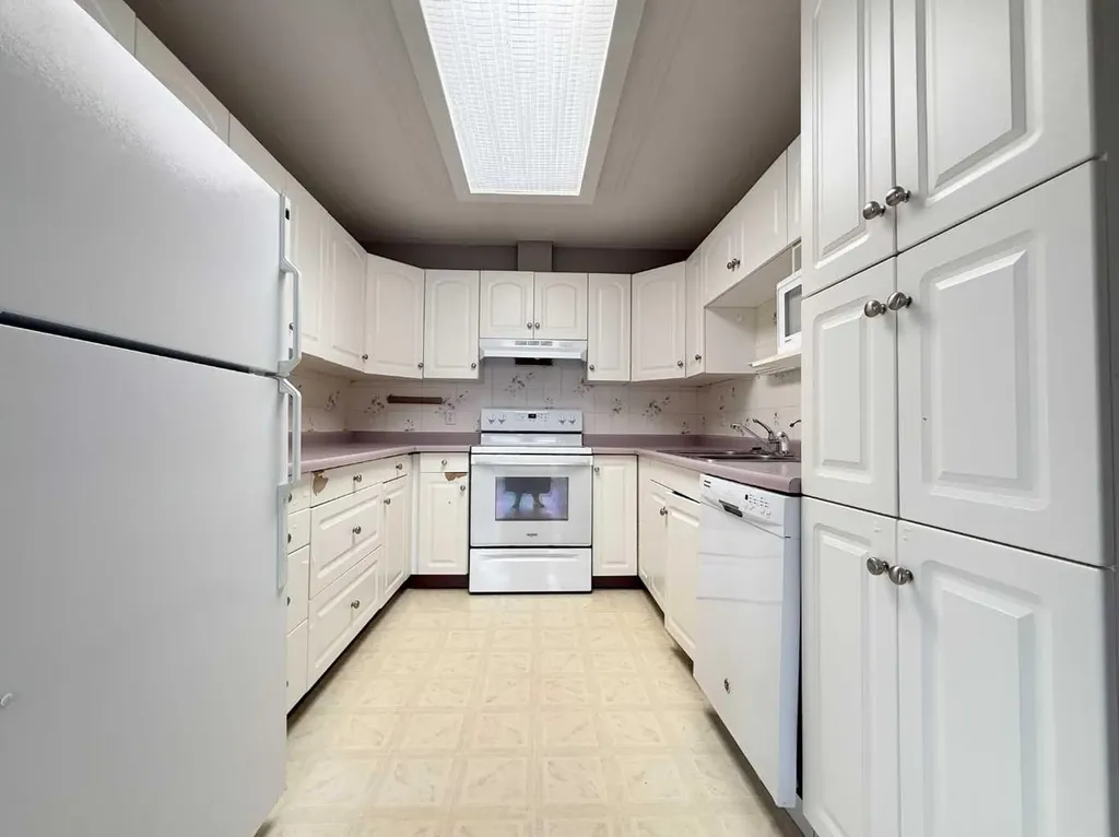 528 16 Street Wainwright AB T9W 1J7