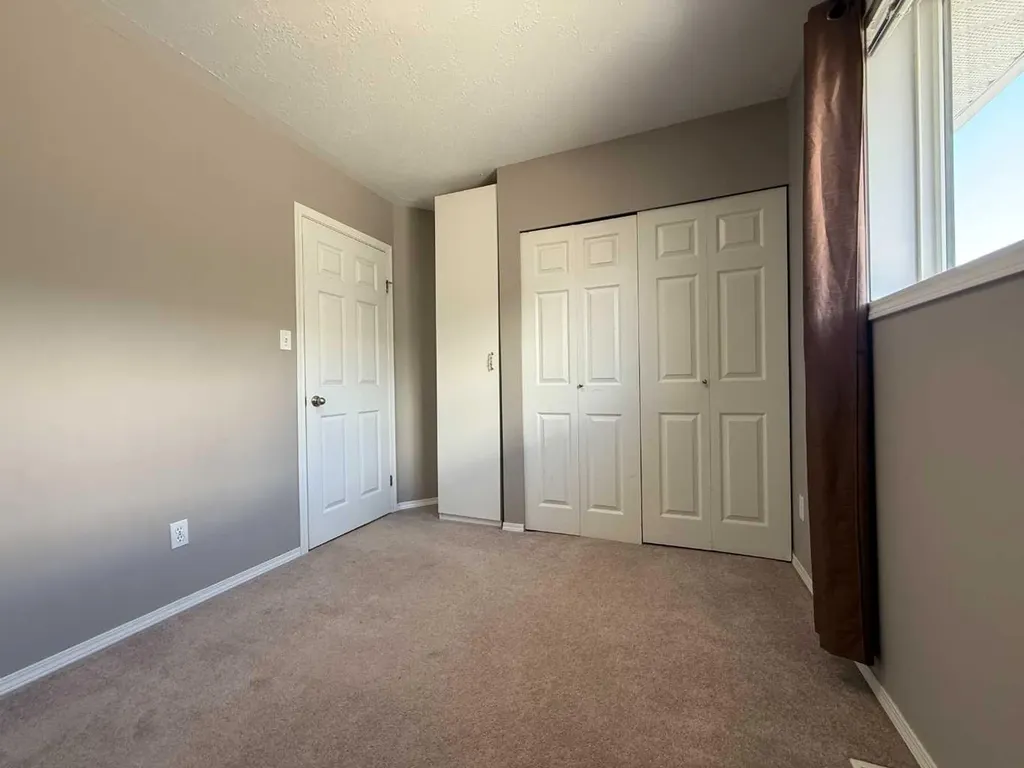 528 16 Street Wainwright AB T9W 1J7