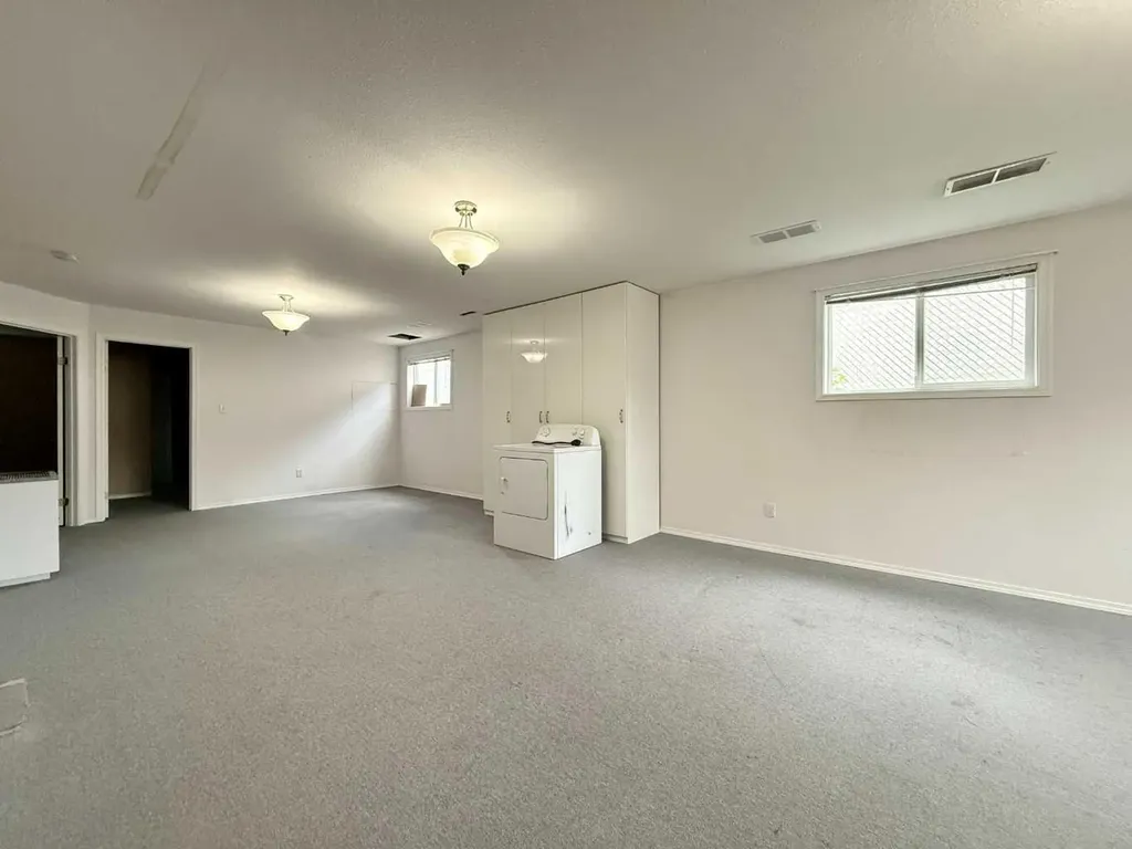 528 16 Street Wainwright AB T9W 1J7