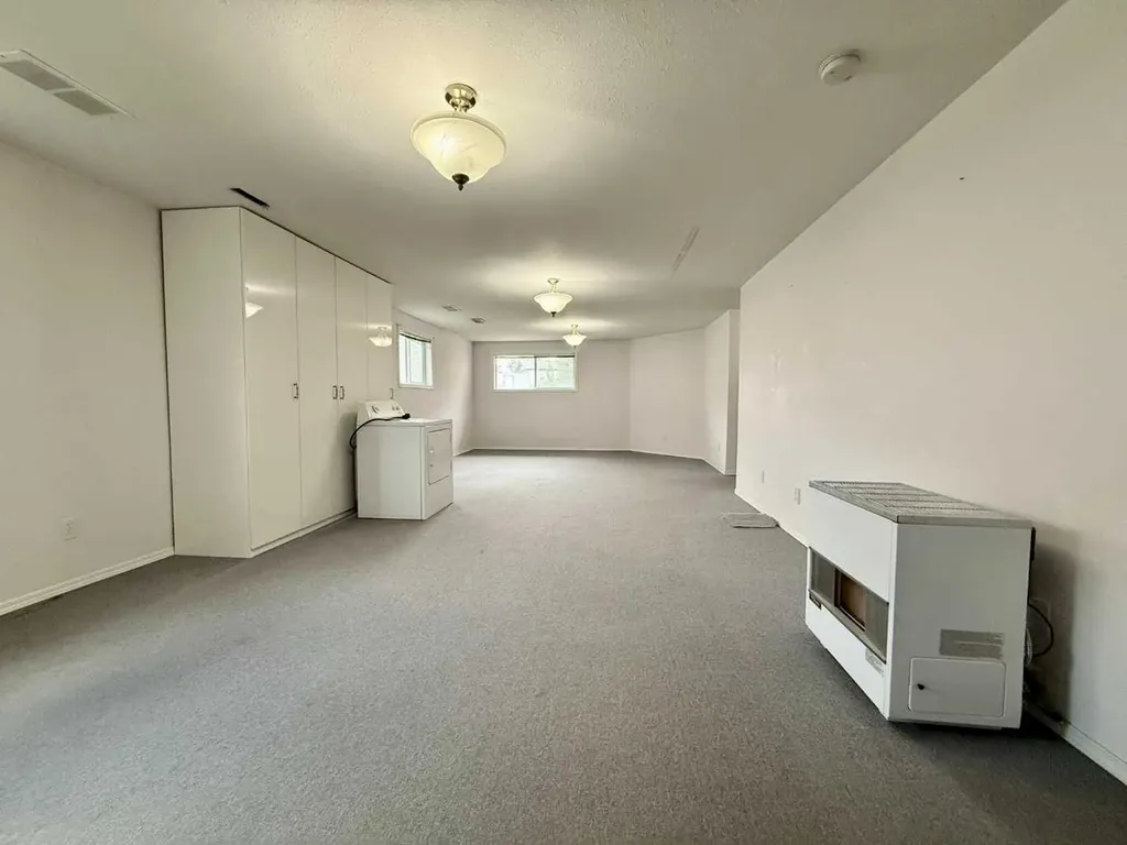 528 16 Street Wainwright AB T9W 1J7