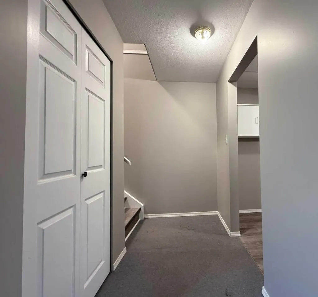 528 16 Street Wainwright AB T9W 1J7