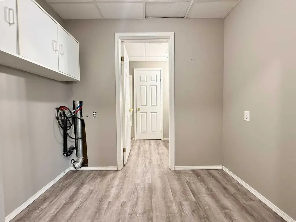 528 16 Street Wainwright AB T9W 1J7