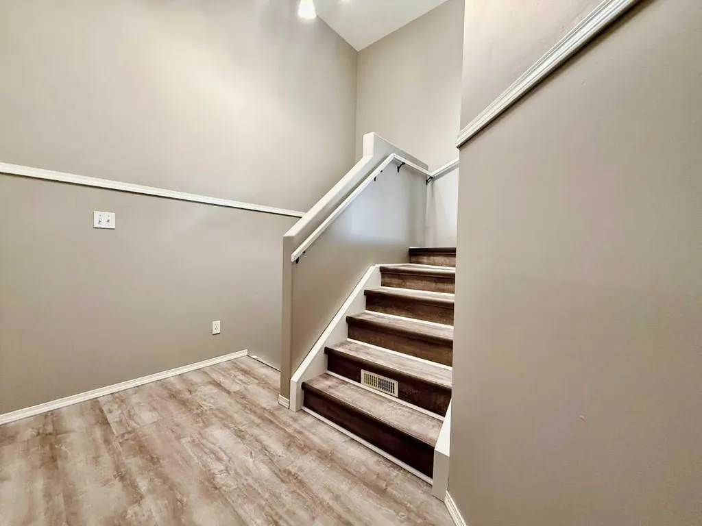 528 16 Street Wainwright AB T9W 1J7