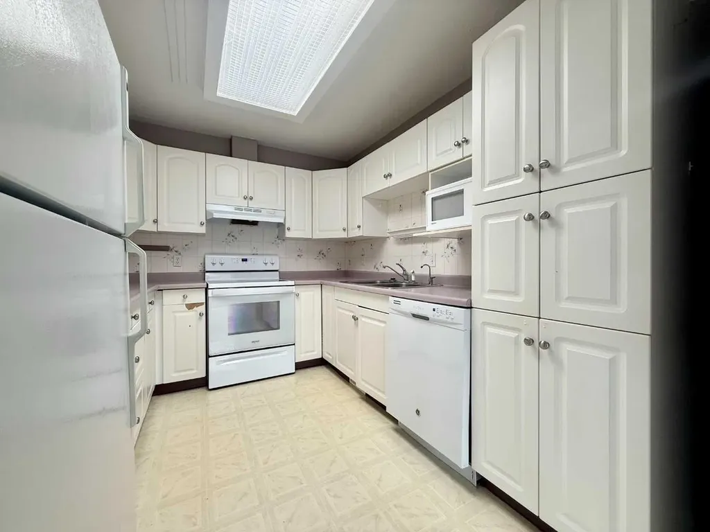 528 16 Street Wainwright AB T9W 1J7