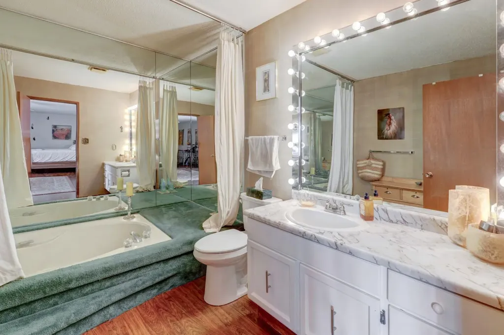 710 Bankview Close Drumheller AB T0J0Y6