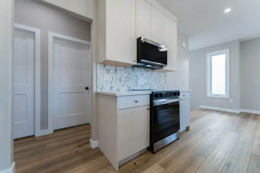 168 10 Avenue SE Drumheller AB T0J0Y6