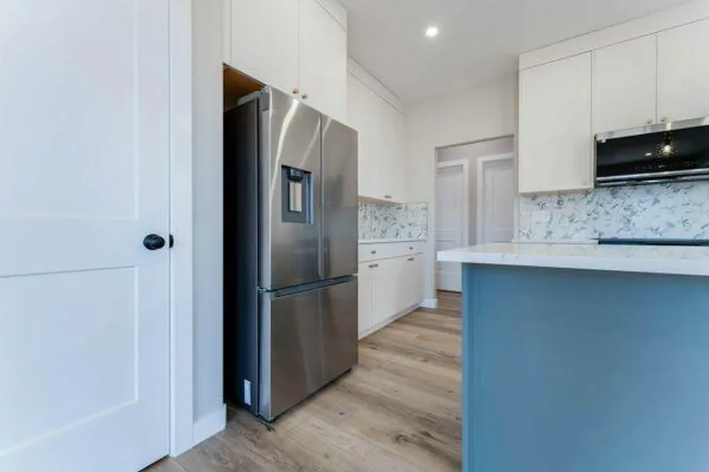 168 10 Avenue SE Drumheller AB T0J0Y6