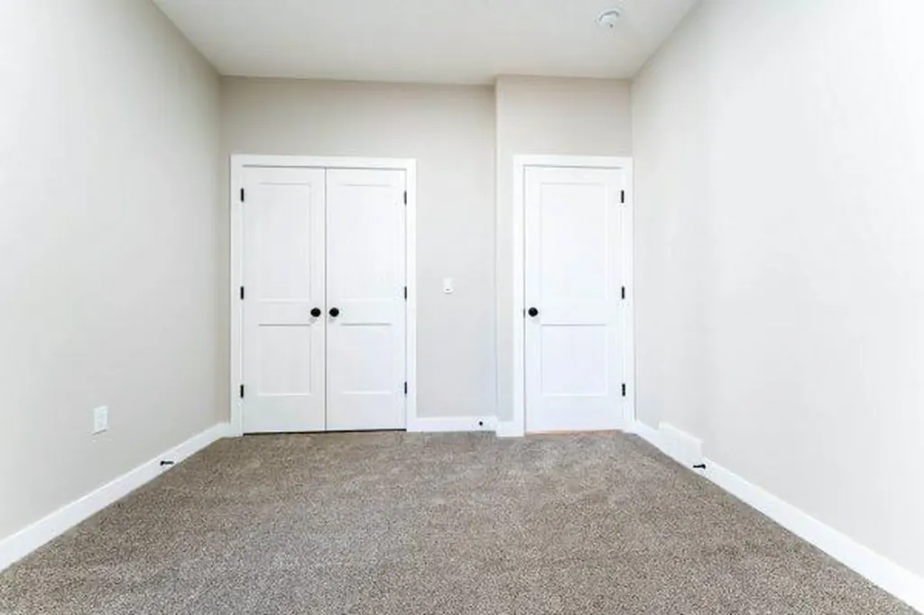 168 10 Avenue SE Drumheller AB T0J0Y6