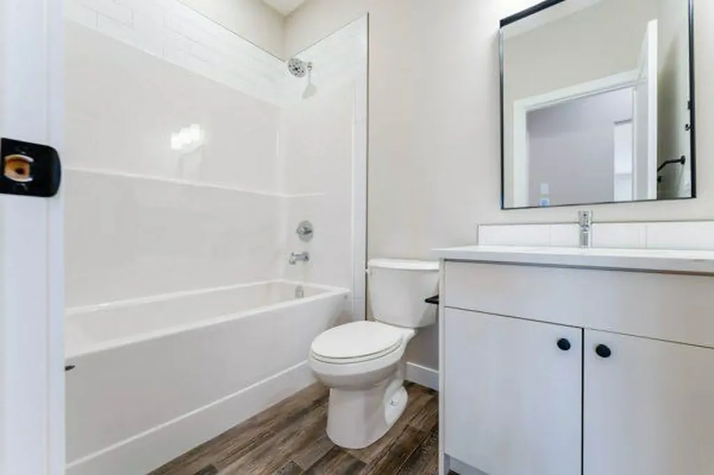 168 10 Avenue SE Drumheller AB T0J0Y6