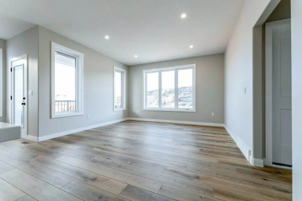 168 10 Avenue SE Drumheller AB T0J0Y6