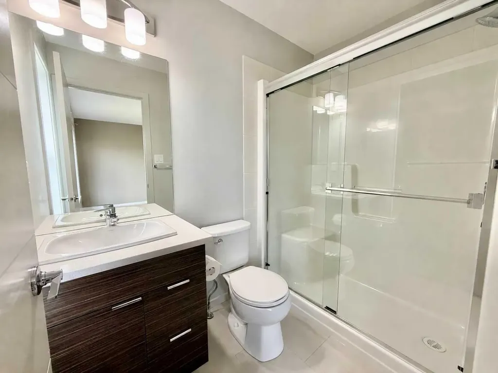 482 Highlands Boulevard W Lethbridge AB T1J 5K5