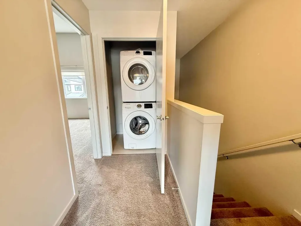 482 Highlands Boulevard W Lethbridge AB T1J 5K5