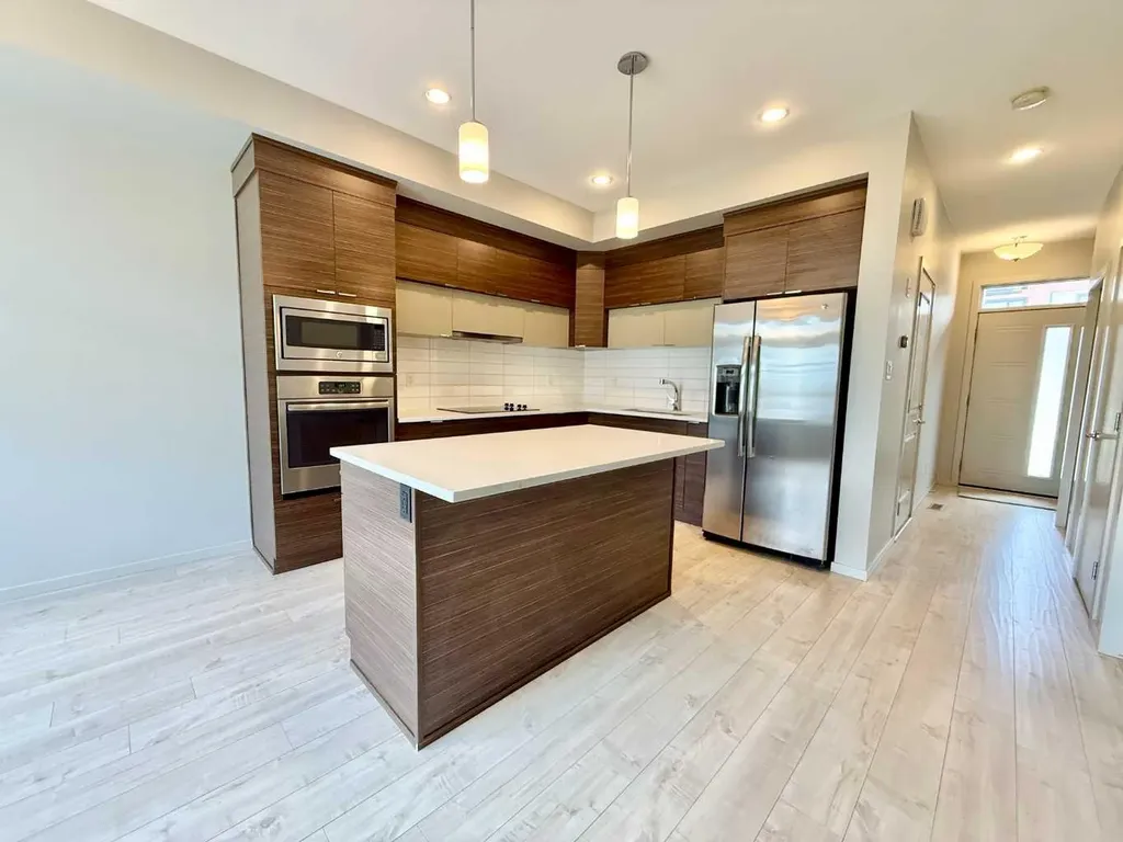 482 Highlands Boulevard W Lethbridge AB T1J 5K5
