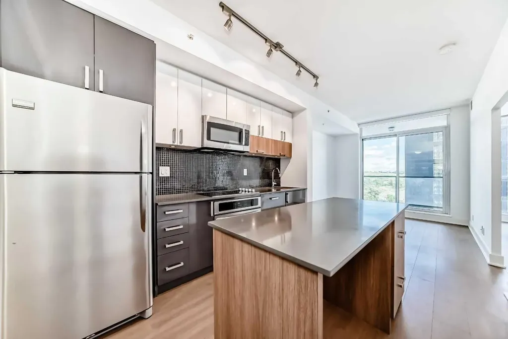 550 Riverfront Avenue SE Calgary AB T2G 1E5