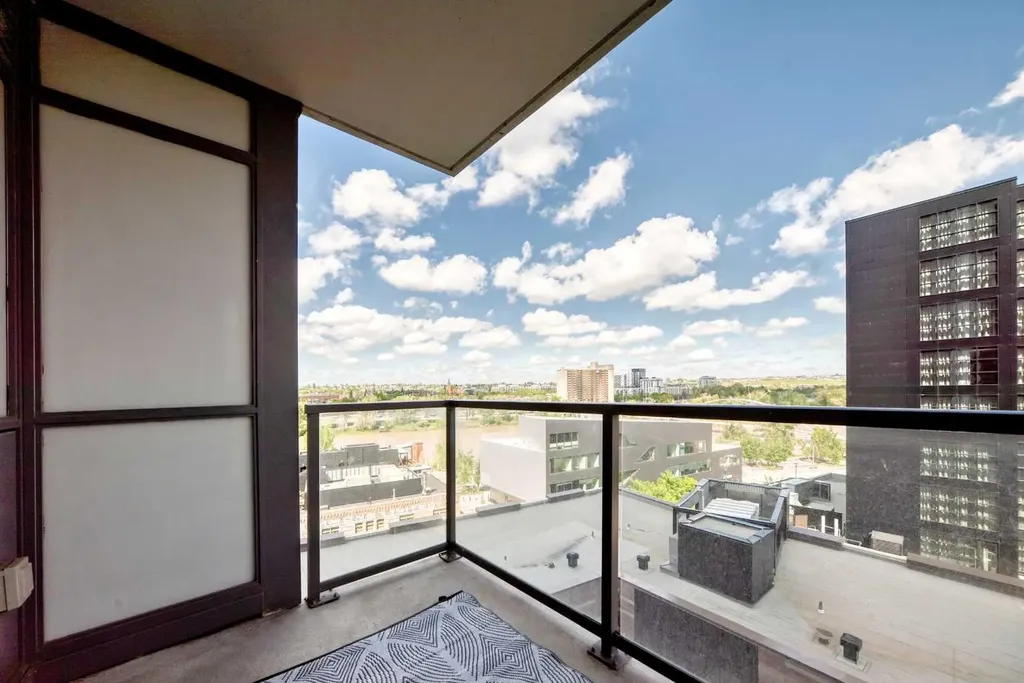 550 Riverfront Avenue SE Calgary AB T2G 1E5