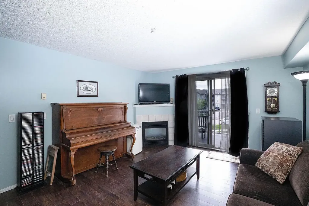 1000 Citadel Meadow Point NW Calgary AB T3G 5N5