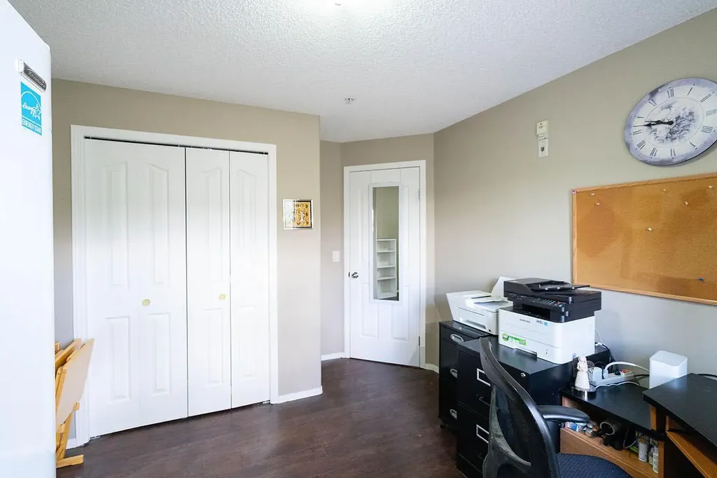 1000 Citadel Meadow Point NW Calgary AB T3G 5N5