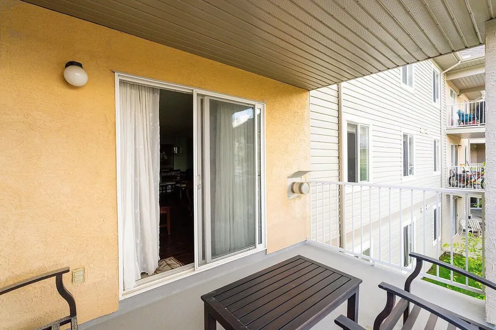 1000 Citadel Meadow Point NW Calgary AB T3G 5N5