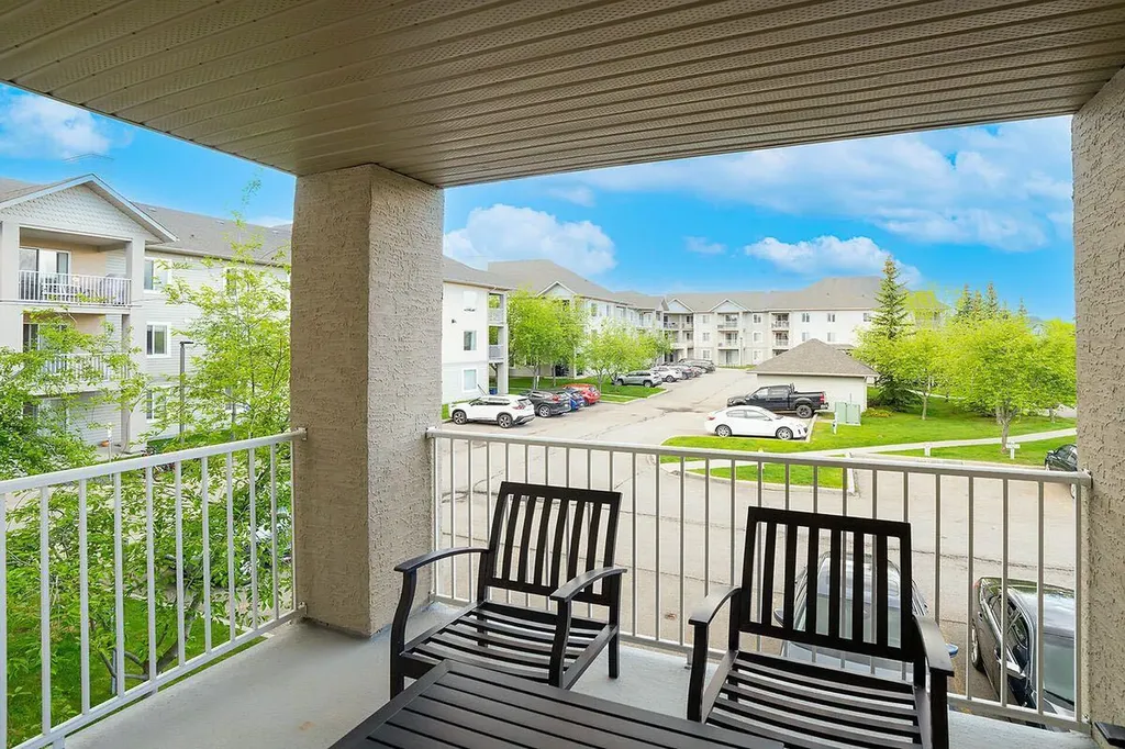 1000 Citadel Meadow Point NW Calgary AB T3G 5N5