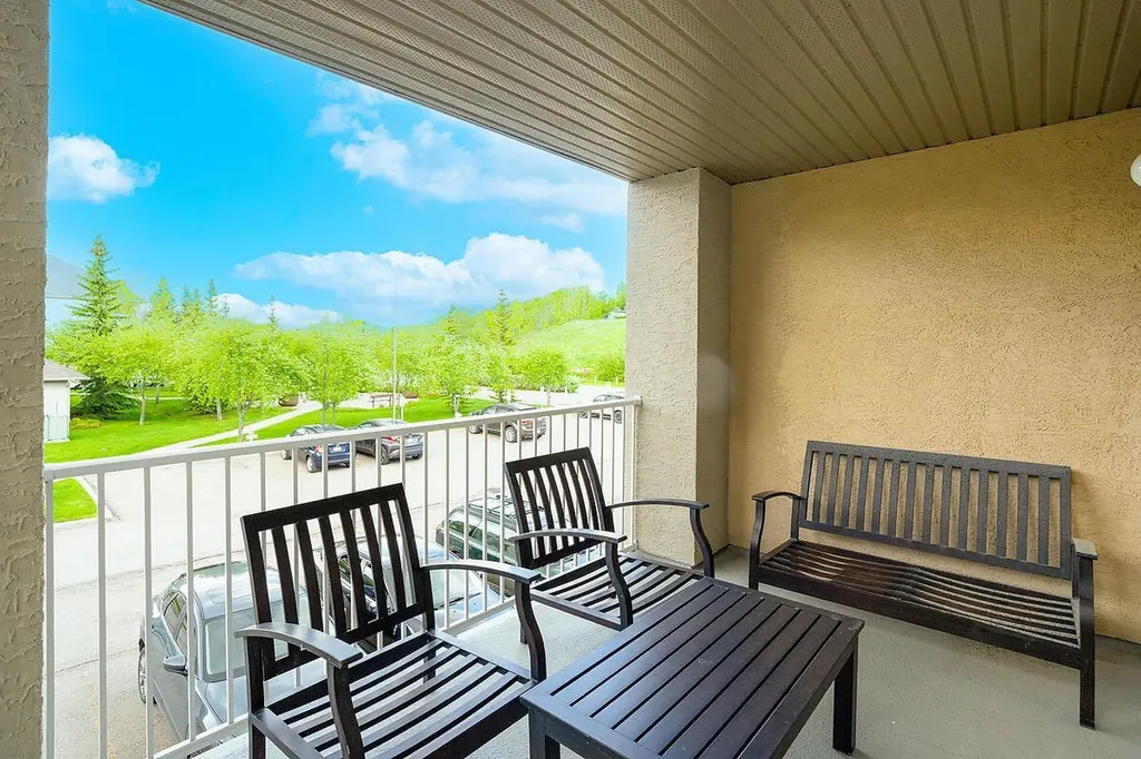 1000 Citadel Meadow Point NW Calgary AB T3G 5N5