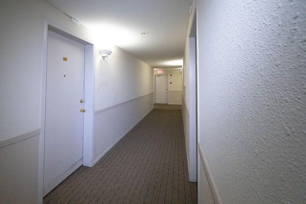 1000 Citadel Meadow Point NW Calgary AB T3G 5N5