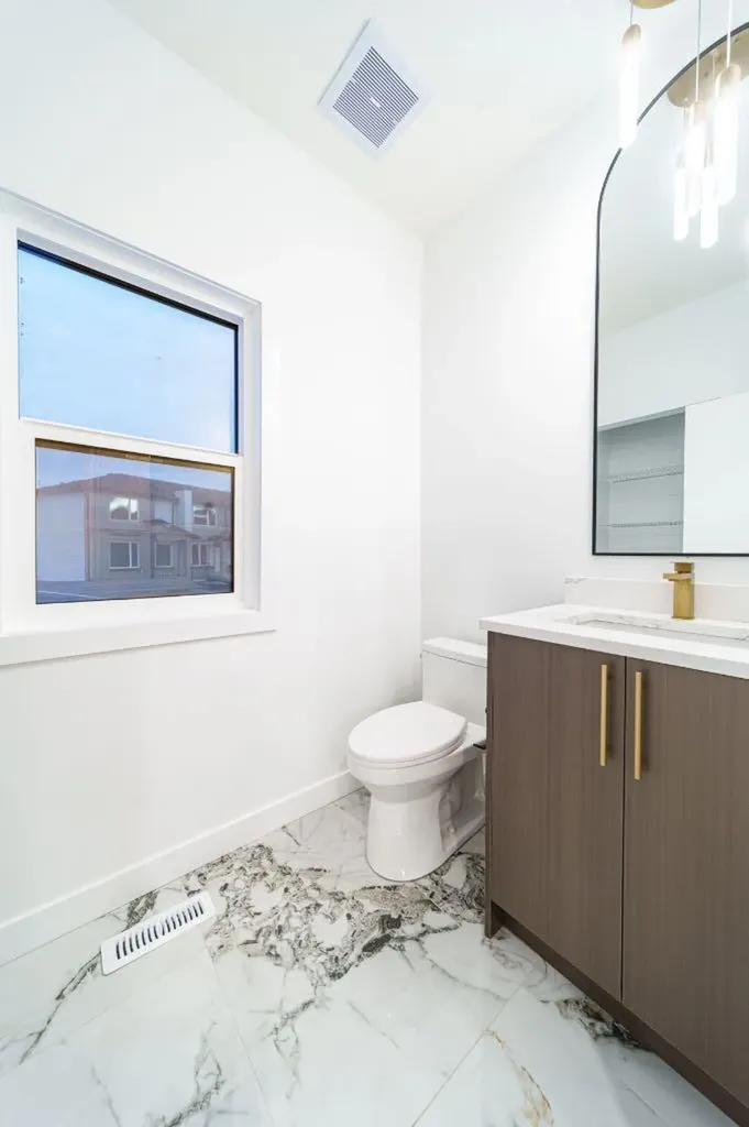 1209 Iron Ridge Avenue Crossfield AB T0M 0S0