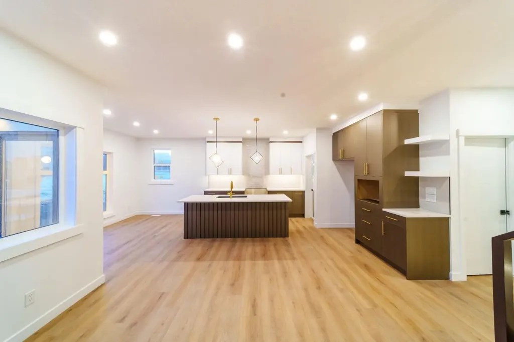 1209 Iron Ridge Avenue Crossfield AB T0M 0S0