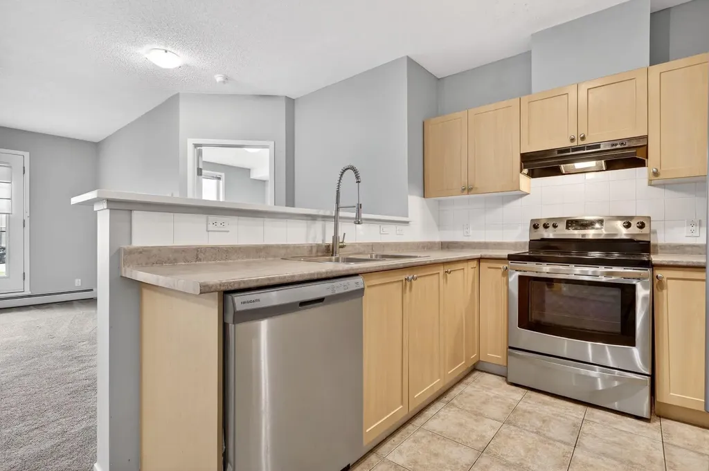 333 Taravista Drive NE Calgary AB T3L 0H3