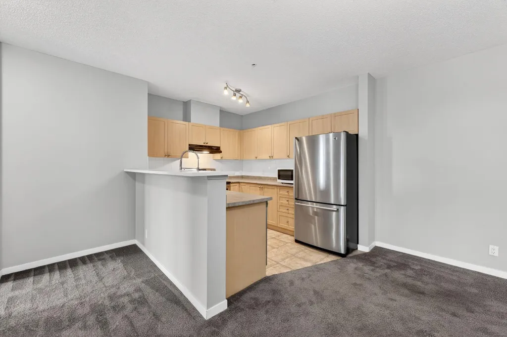 333 Taravista Drive NE Calgary AB T3L 0H3