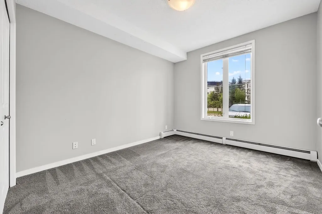 333 Taravista Drive NE Calgary AB T3L 0H3
