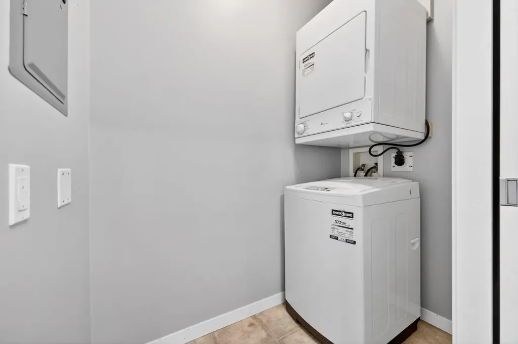 333 Taravista Drive NE Calgary AB T3L 0H3