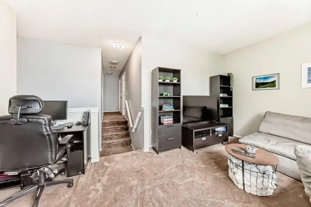 15 Citadel Meadow Crescent NW Calgary AB T3G 4Z1