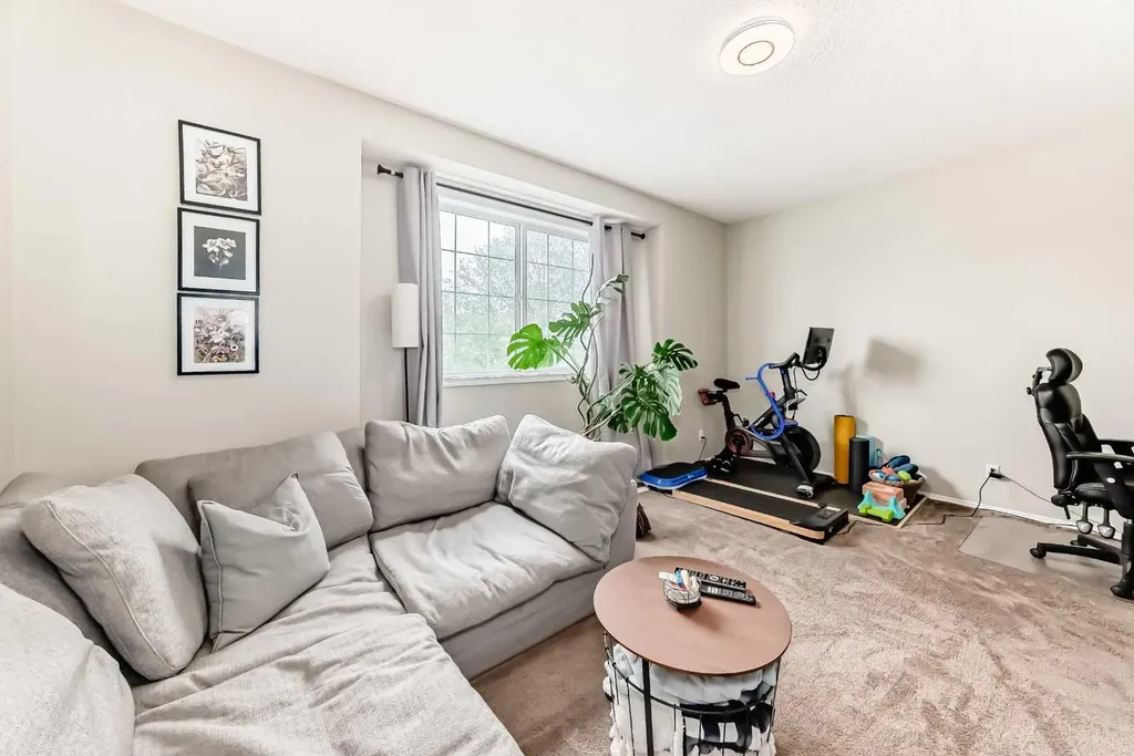 15 Citadel Meadow Crescent NW Calgary AB T3G 4Z1
