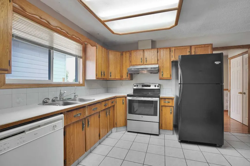 4732 Marbury Place NE Calgary AB T2A 2W2