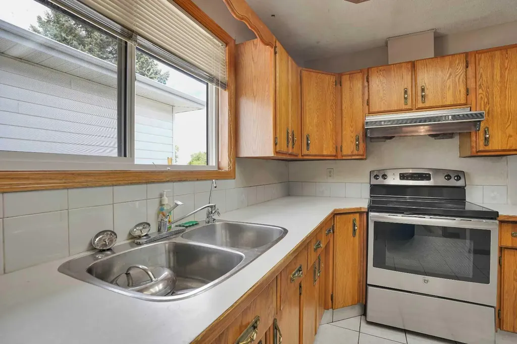 4732 Marbury Place NE Calgary AB T2A 2W2