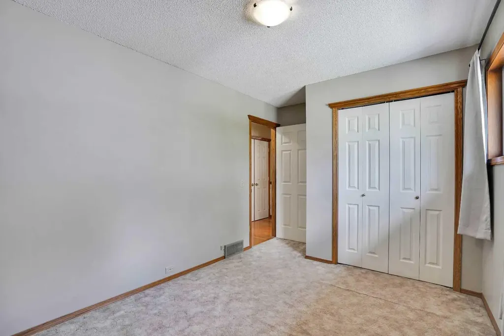 4732 Marbury Place NE Calgary AB T2A 2W2