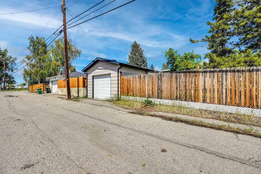 4732 Marbury Place NE Calgary AB T2A 2W2