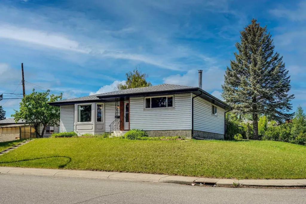 4732 Marbury Place NE Calgary AB T2A 2W2