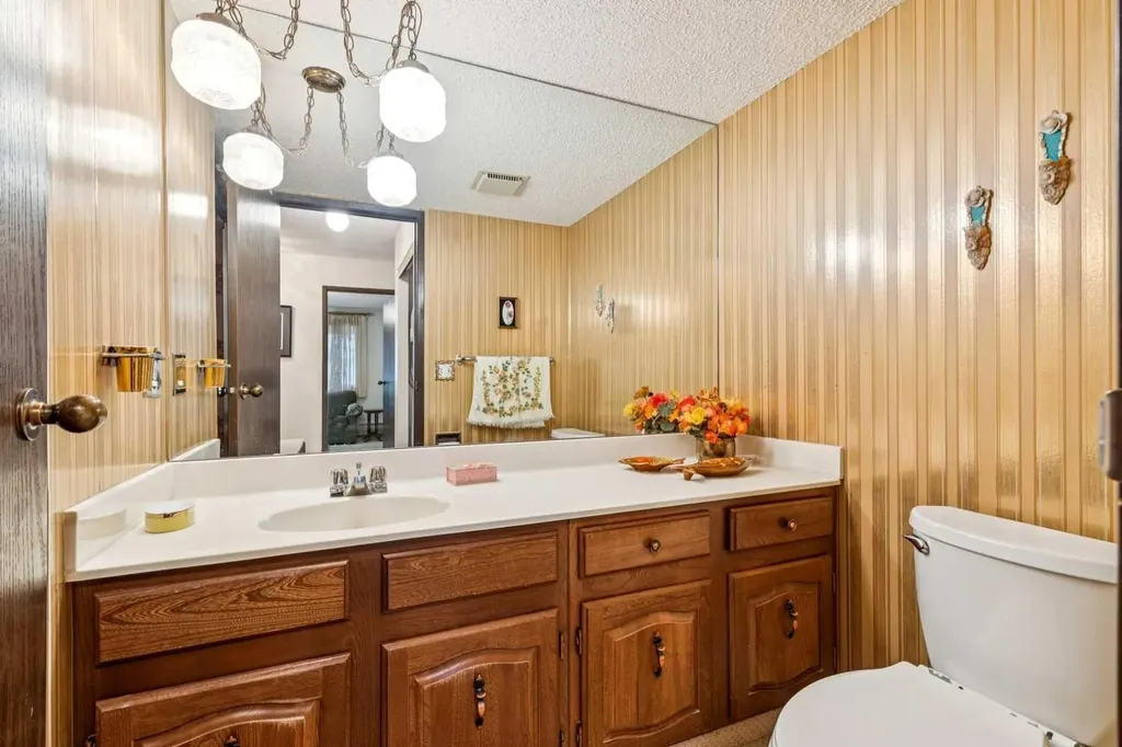 9500 Oakfield Drive SW Calgary AB T2V 0L1