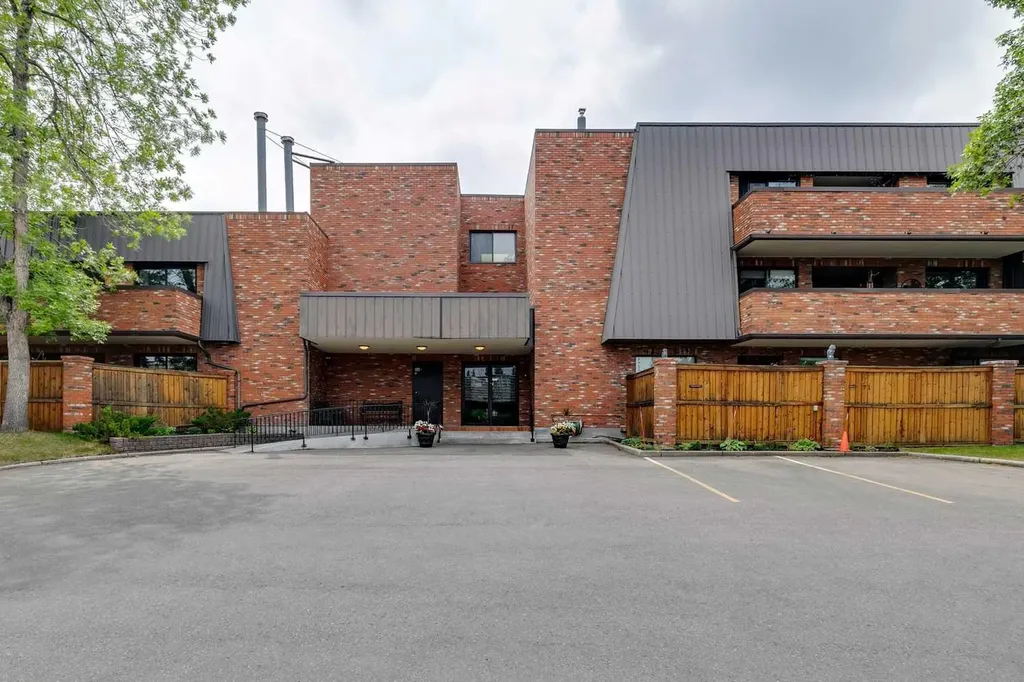 9500 Oakfield Drive SW Calgary AB T2V 0L1
